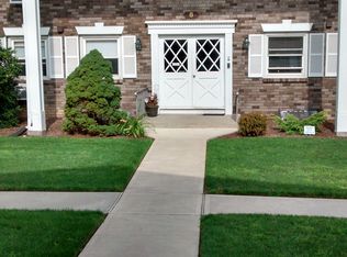 8 Normandy Village 7 #7, Nanuet, NY 10954