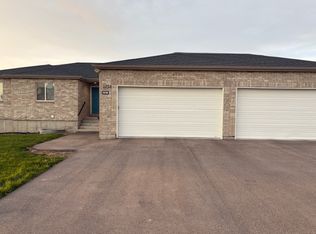 223 E Cimmarron Way UNIT B, Tooele, UT 84074