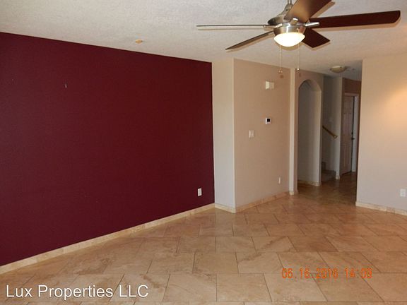 4th image of 8344 Bluffs Edge Pl NW