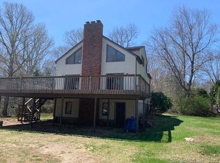 414 Greenhaven Rd, Pawcatuck, CT 06379