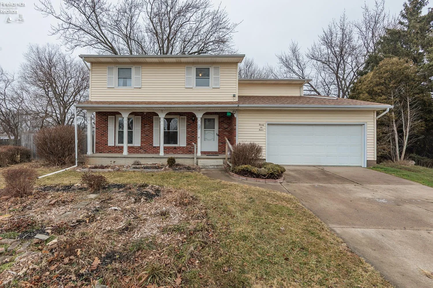 2612 Mulberry Dr photo 1