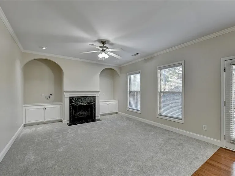 522 Suwanee Oaks Dr — Photo 16