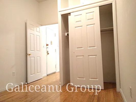 Rented by Lexington Real Estate Group | media 12