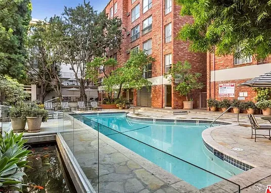 1 bed, 661 sqft, $2,850 — Photo 2