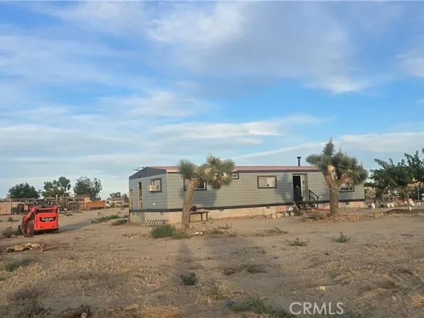 13475 Ailanthus Rd, Phelan, CA 92371