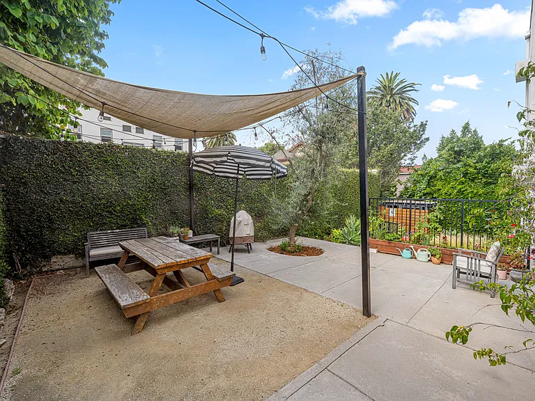 4018 Monroe St — Photo 19