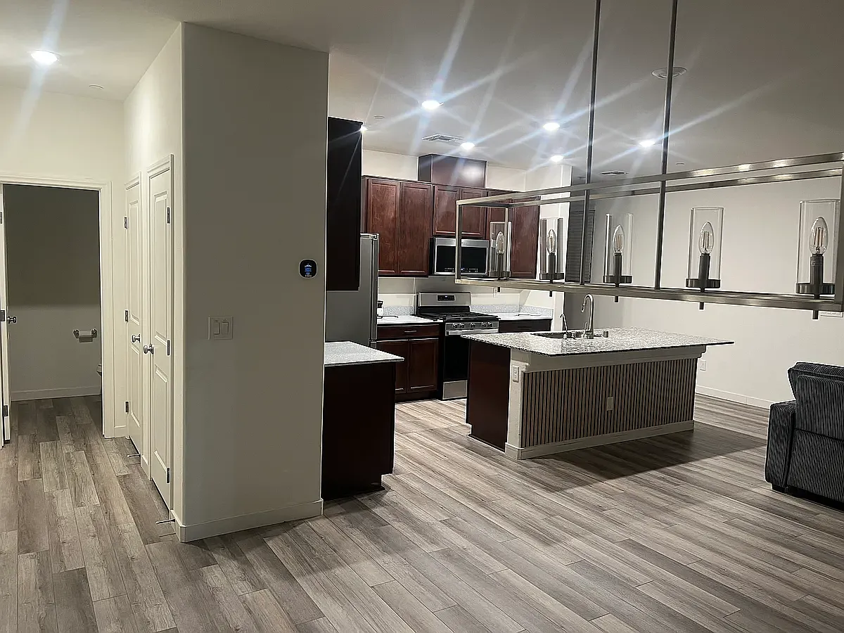 1 bed, 1780 sqft, $875 — Photo 4