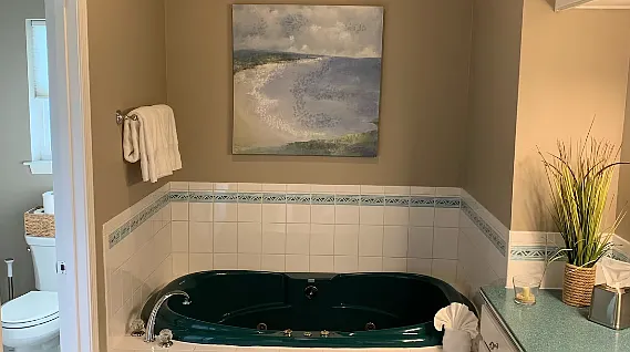 2 bed, 1600 sqft, $4,000 — Photo 4