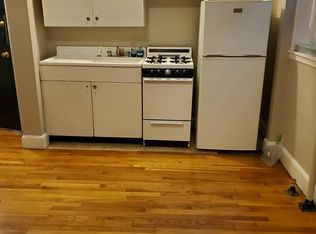 22 Myrtle St #1R, Boston, MA 02114