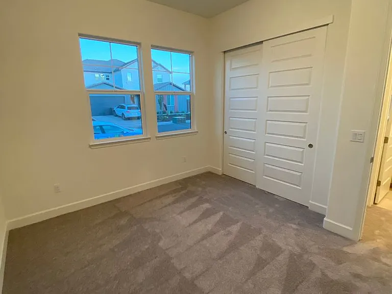 4989 Gold Rush Dr — Photo 14