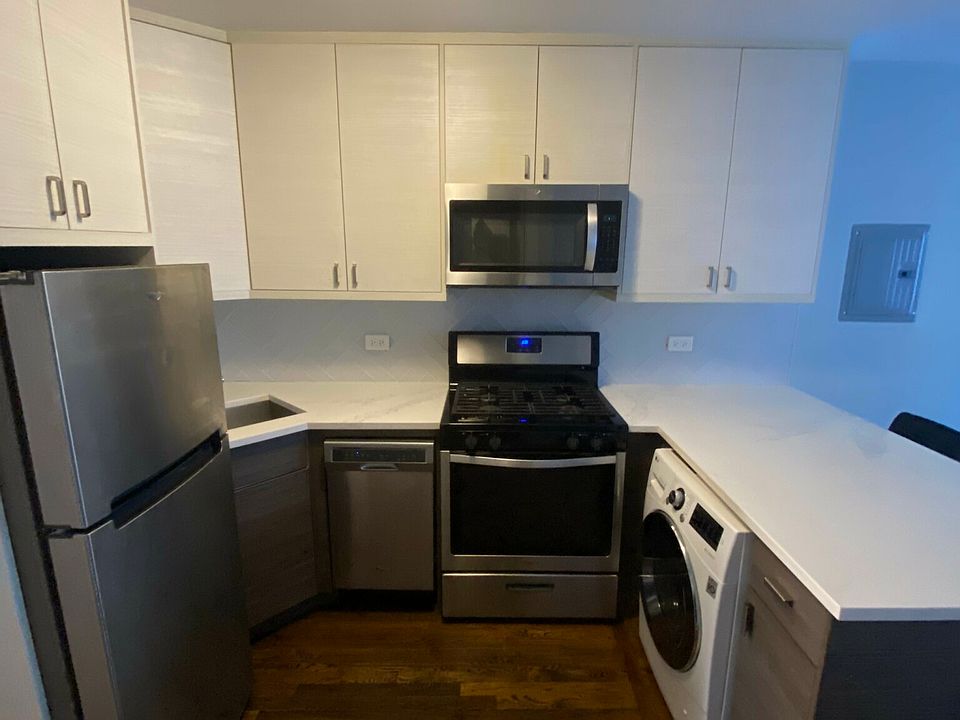 1st image of 5956 N Winthrop Ave #58-3E