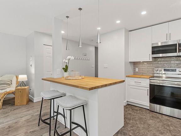 3rd image of 39920 Government Rd #76