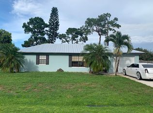 1349 SE Sandia Dr, Port Saint Lucie, FL 34983