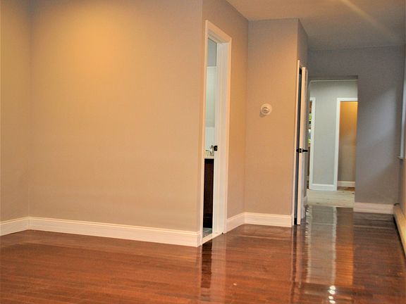 3rd image of 2324 Boller Ave