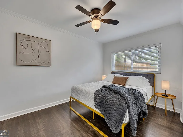 1040 Herndon St NW #B — Photo 18
