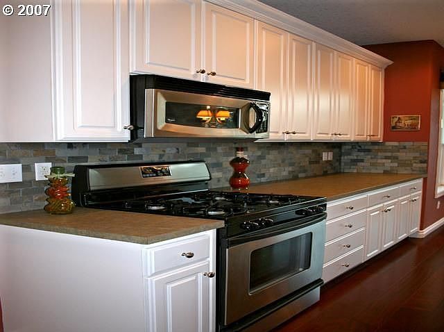2nd image of 11416 NE 38th Ct
