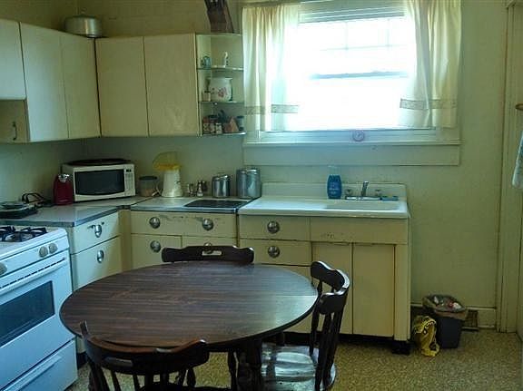 4th image of 510 Kolping Ave