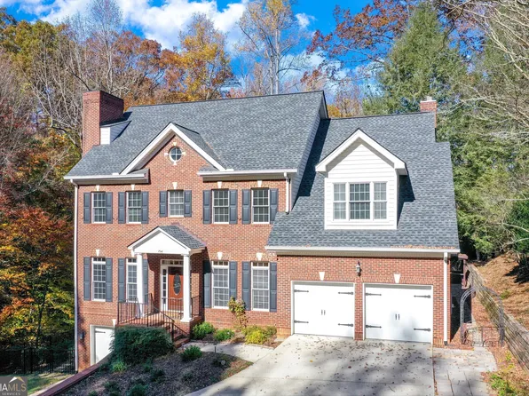 754 Dixon Dr, Gainesville, GA 30501