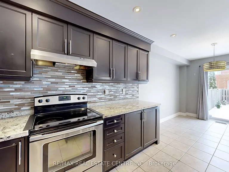3941 Stardust Dr — Photo 16