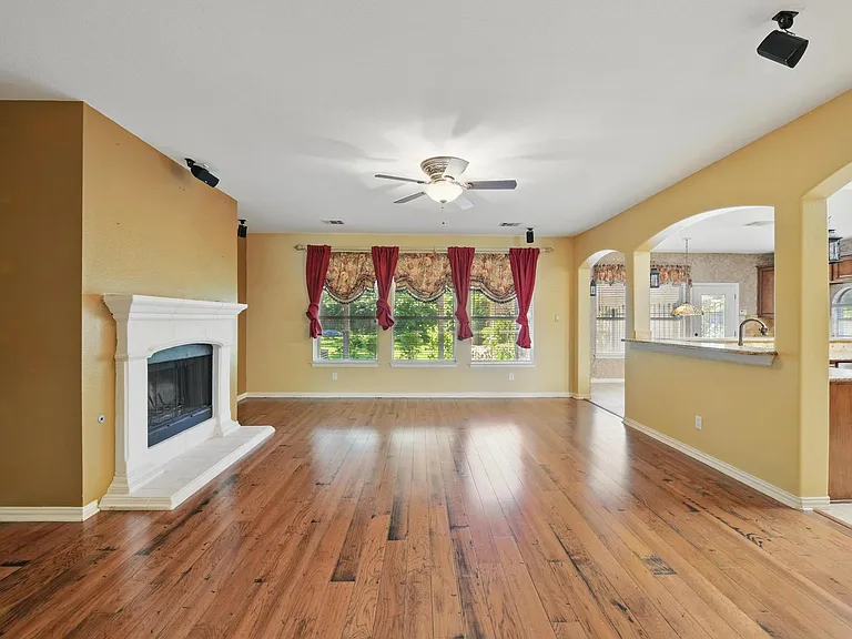 1805 Southwicke Dr — Photo 7