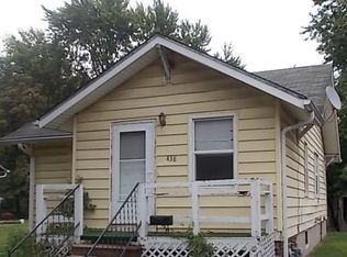 438 N Bond Ave, Marshall, MO 65340