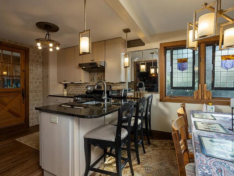10 Juniper Ln — Photo 22