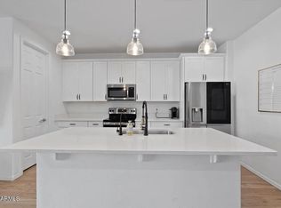 6313 N 68th Dr, Glendale, AZ 85303