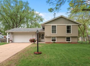 10924 Flora St NW, Coon Rapids, MN 55433