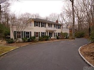 40 Tiber Rd, Syosset, NY 11791