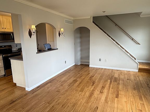 4th image of 1554 Mariner Dr
