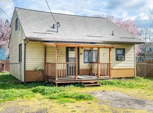 7313 SE Crystal Springs Blvd, Portland, OR 97206