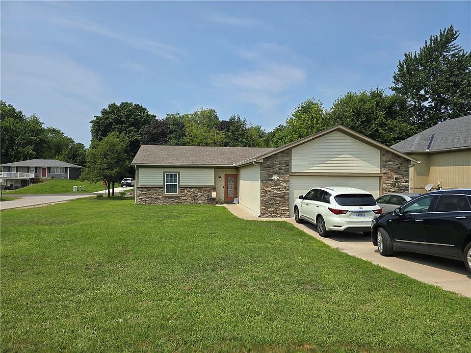 1st image of 1 Platte Ridge Ct
