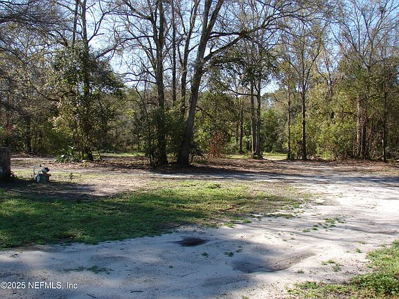 4th image of 8576 OCALA Avenue