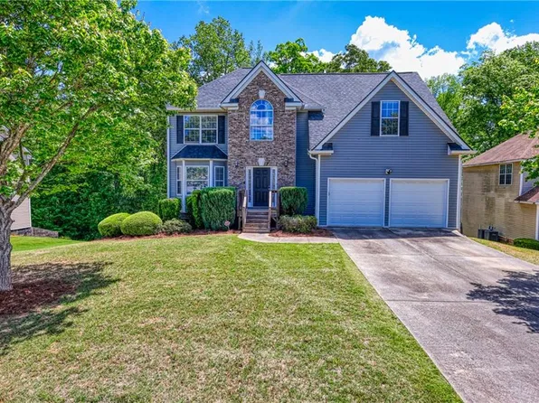 4492 Waving Willow Ct, Douglasville, GA 30135