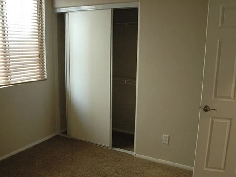 4345 Haven Point Ave — Photo 9