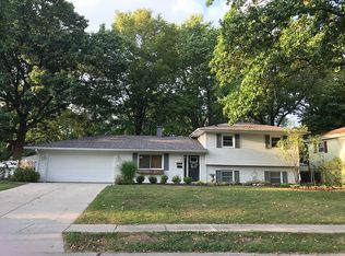 2513 Churchill Rd, Springfield, IL 62702