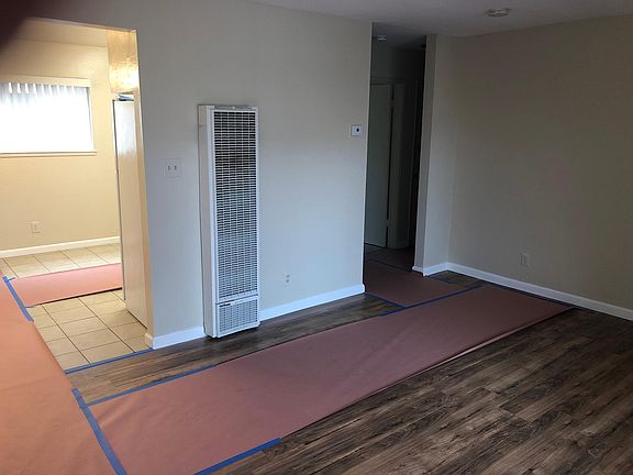 5th image of 1480 Ontario Ln APT B