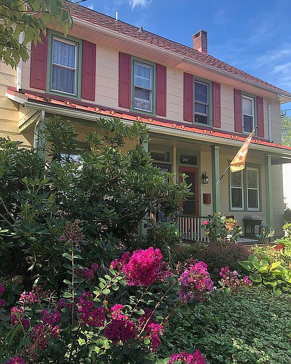 Charming Boro Home!