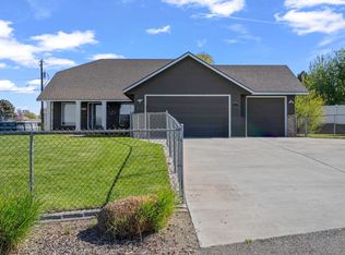 11021 View Ln, Pasco, WA 99301