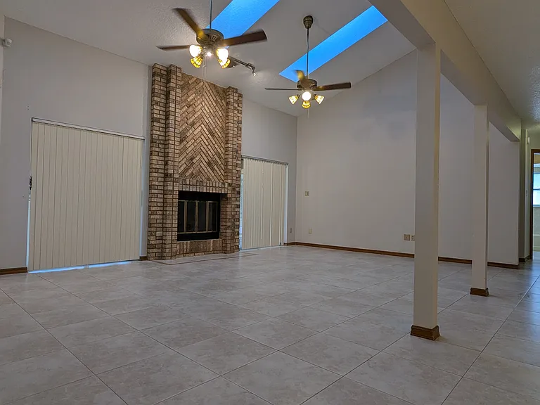 413 S Buckskin Way — Photo 7