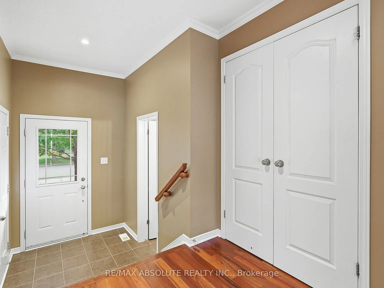3 bed, $2,695 — Photo 3