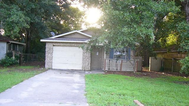 1st image of 803 NW 57th Ct