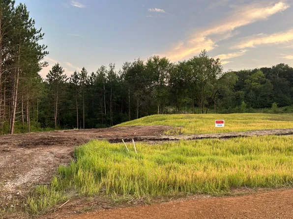 1187 60th St, Hudson, WI 54016
