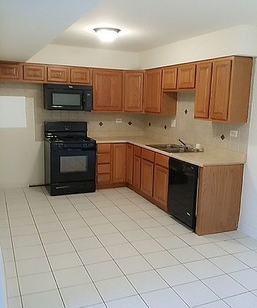 3rd image of 117 Mullingar Ct Unit 1A