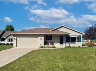 3135 Bailey Ct, Oshkosh, WI 54904