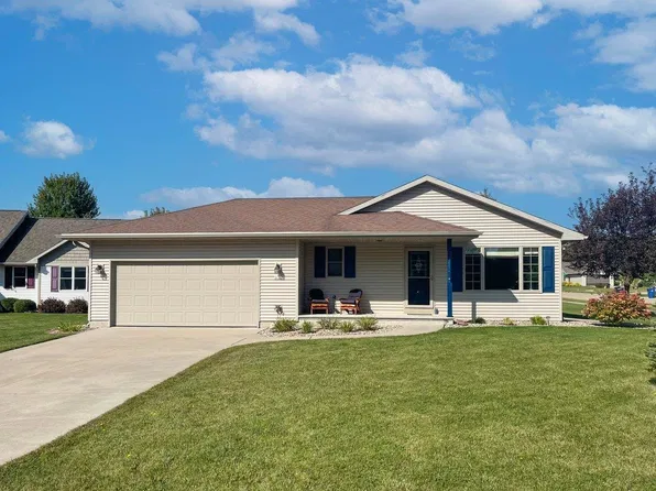3135 Bailey Ct, Oshkosh, WI 54904