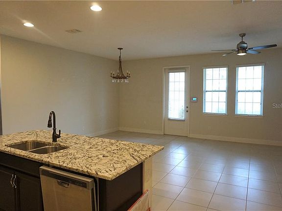 4th image of 15369 Honeybell Dr