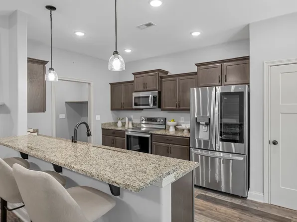 333 Chase Dr, Clarksville, TN 37043