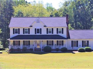 6020 Vance Rd, Kernersville, NC 27284