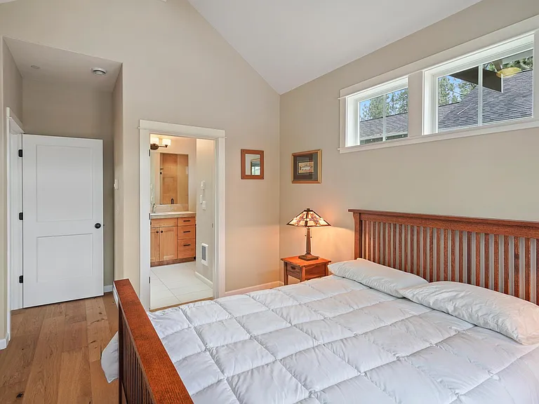 2439 NW Drouillard Ave — Photo 17
